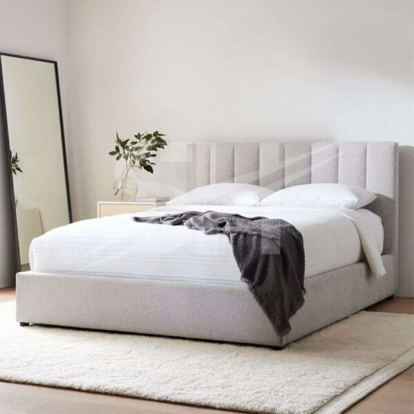 upholstred bed whitte