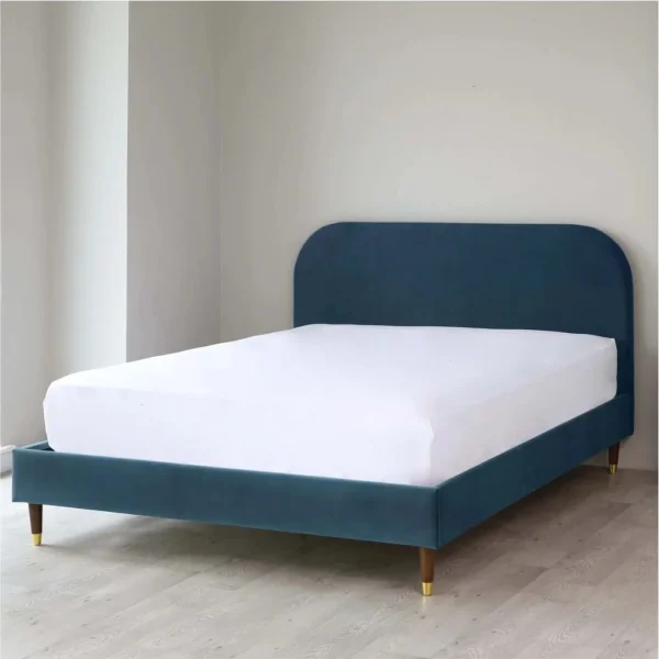 DISPLAY-4 Hampton Upholstered Bed
