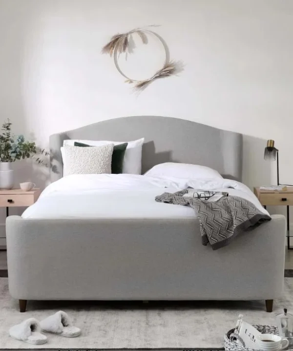 Aida Upholstered Luxury Bed