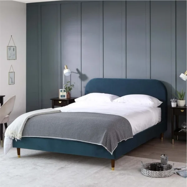 lj Hampton Upholstered Bed